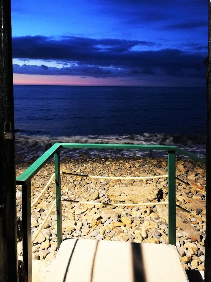 Villa La Plaja تْشيفالو المظهر الخارجي الصورة